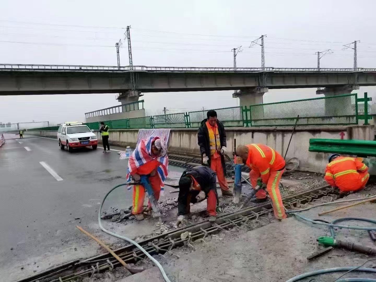 白下桥梁伸缩缝抢修料